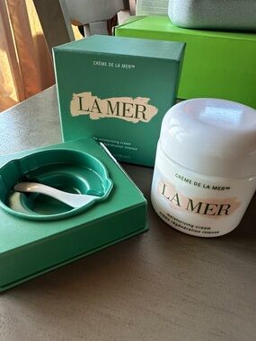3.4oz La Mer The Moisturizing Cream